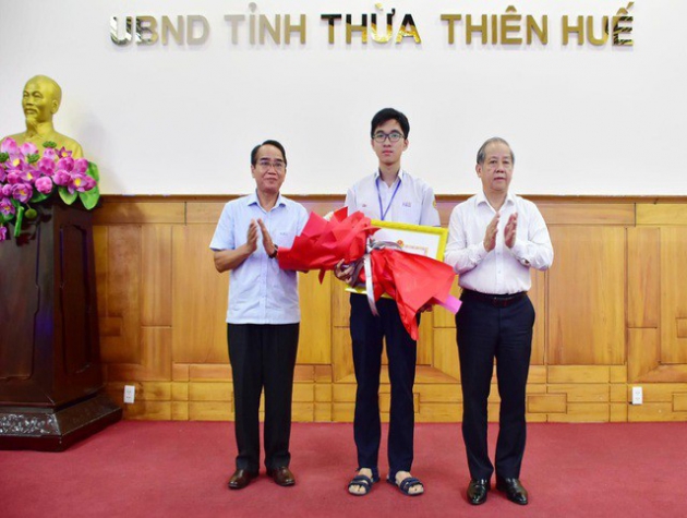 "Chàng trai vàng" Olympic Sinh học Quốc tế ước mơ thành bác sĩ cứu người
